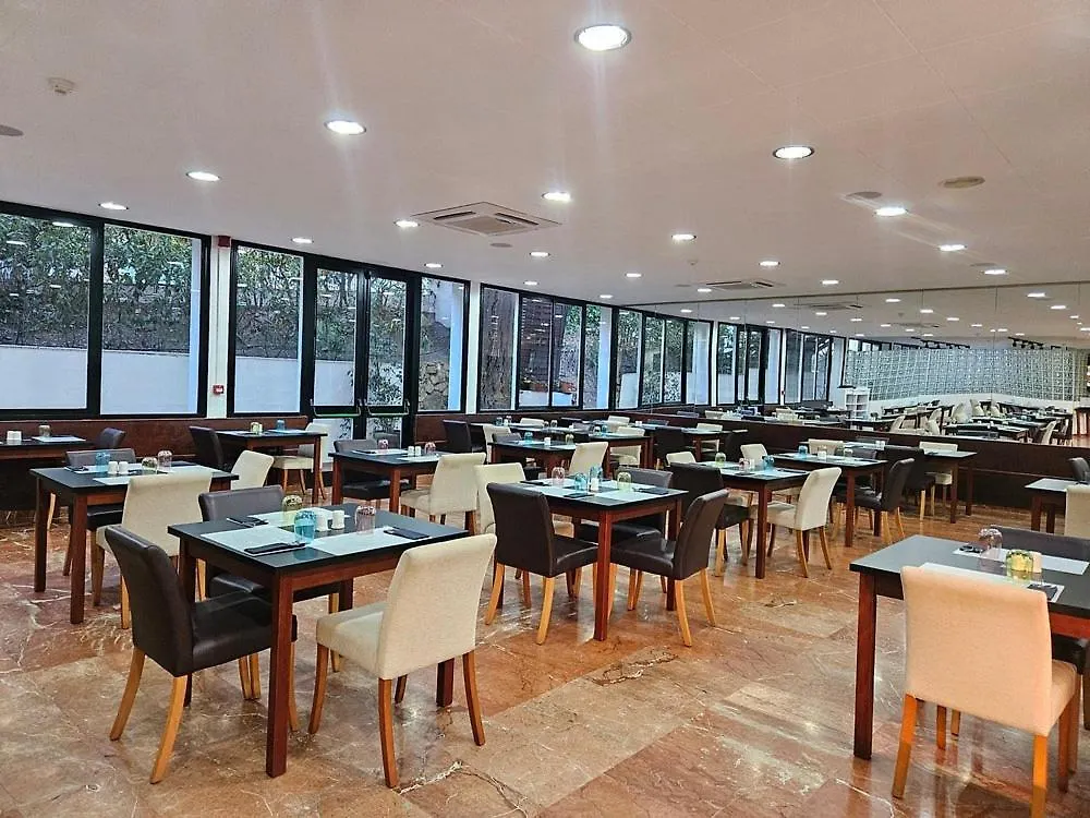 Lloret Vibe Affiliated By Fergus (Adults Only) Lloret de Mar 4*,  Spain